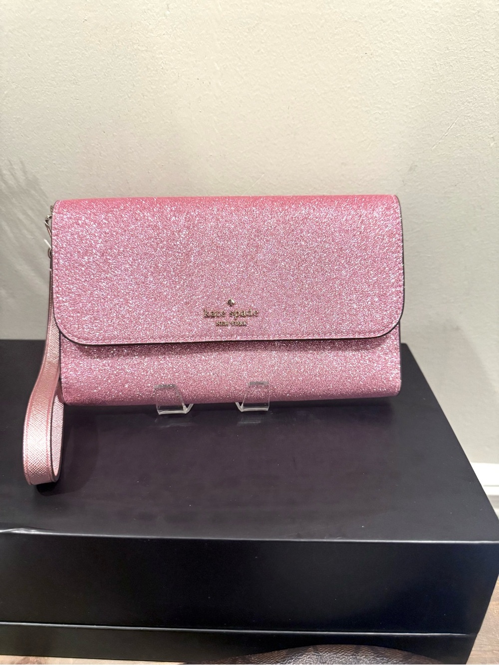 kate spade Pink Glitter Wristlet Clutch NWOT
